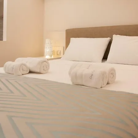 Kalybay * Kalyves Polygyrou