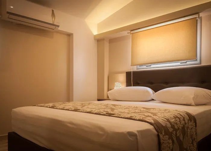 Kalybay Kalyves Polygyrou