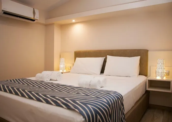 Kalybay * Kalyves Polygyrou